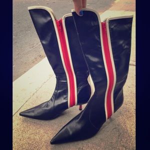 Vintage Fornarina kitten heel boots